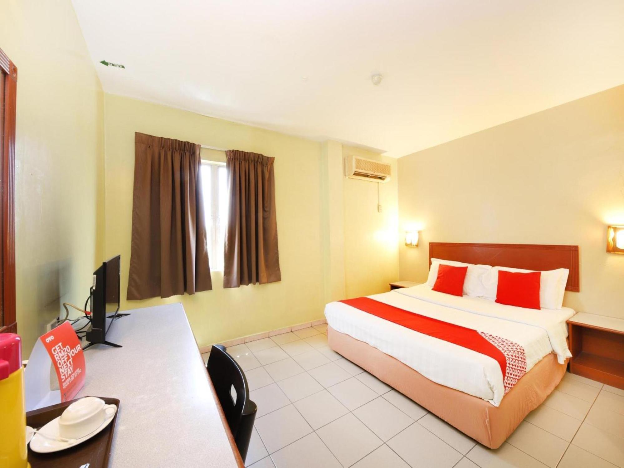 Super Oyo 447 Comfort Hotel Meru Klang Exterior foto