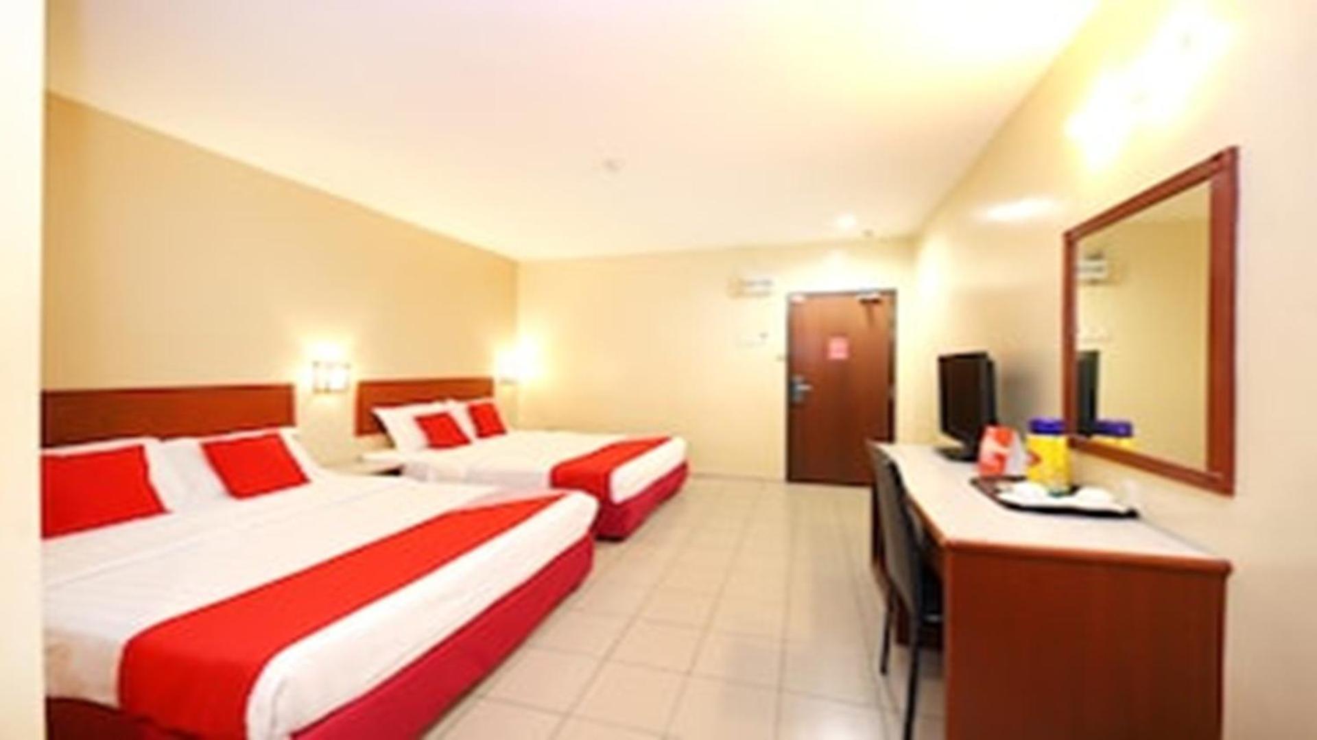 Super Oyo 447 Comfort Hotel Meru Klang Exterior foto